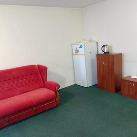 Mini Hotel Vesna Днепър Екстериор снимка