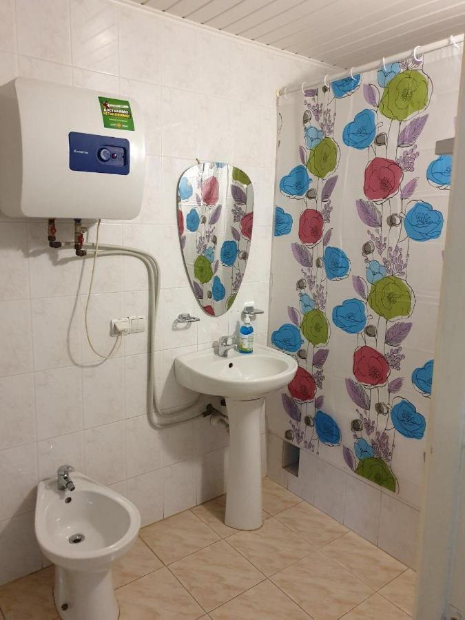 Mini Hotel Vesna Днепър Екстериор снимка